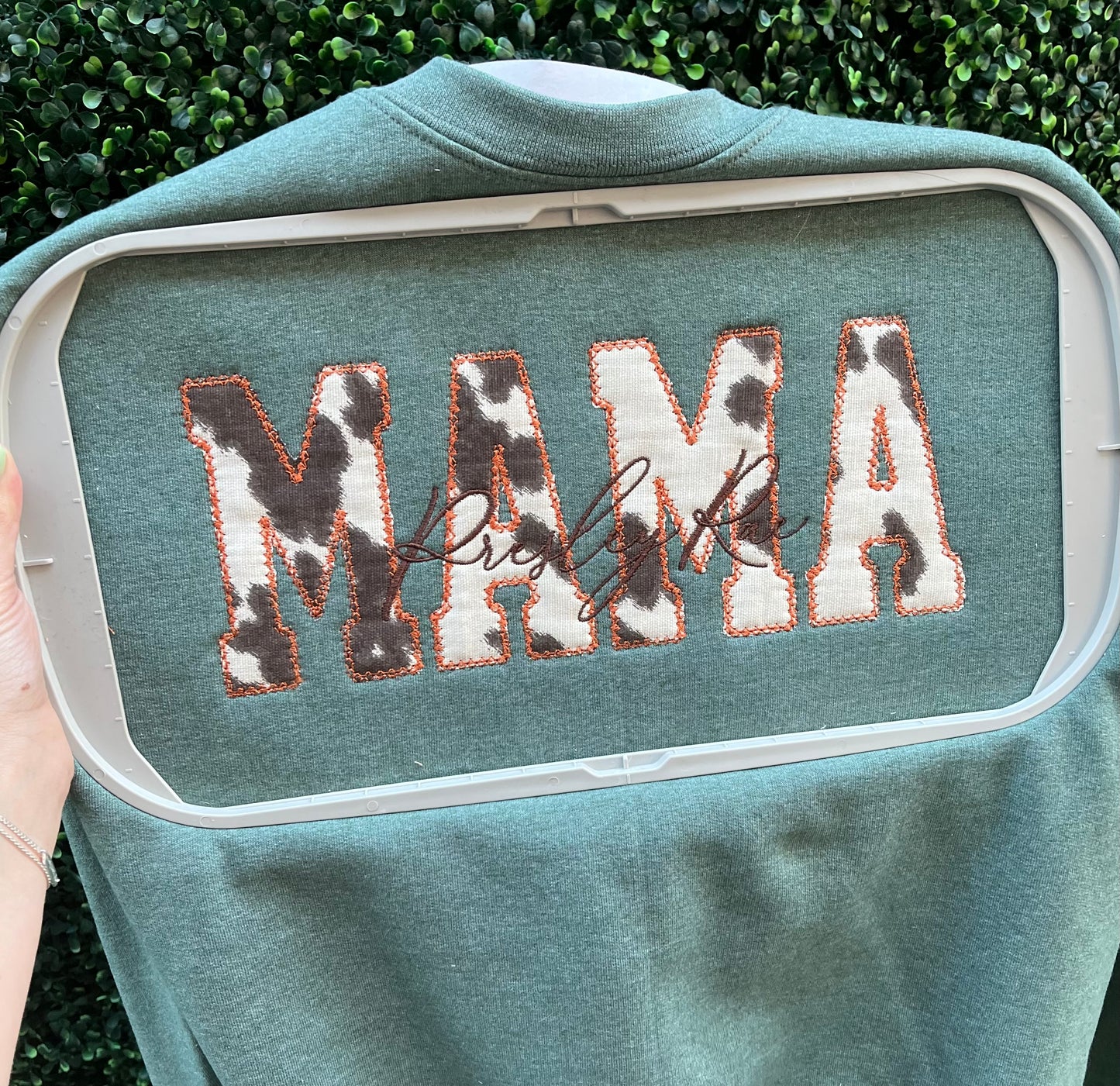 Cowprint MAMA sweatshirt with personalized name - SEE NOTES